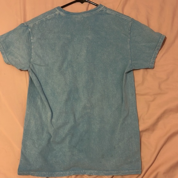 Graphic T-shirt - Picture 2 of 2